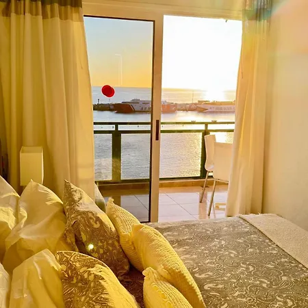 New The Terrace By The Sea -infinity Views & Aircond- Comodoro, Cristianos, Tenerife * Los Cristianos (Tenerife)