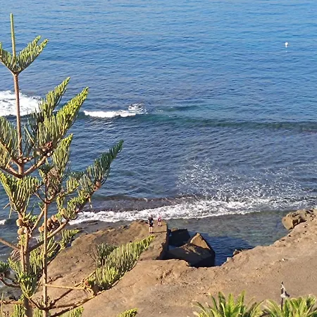 Apartamento New The Terrace By The Sea -infinity Views & Aircond- Comodoro, Cristianos, Tenerife Los Cristianos (Tenerife)